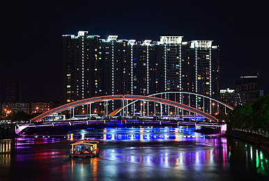 蜜芽tv深夜秘 入口｜深夜节目引发激烈争议 家长呼吁加强监管-2