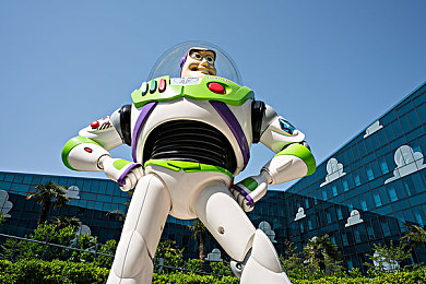 雷电将军活吞旅行者和派蒙｜雷电吞噬：揭秘游戏中的恐怖女将复活奇术与战斗奥秘-2