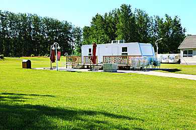 黄色应用3.0｜科技浪潮下的“黄3”：便捷与隐忧的社交探索-2