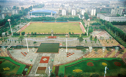 黑人与娇小又粗又大|探寻非洲文化独特魅力:揭秘黑人与娇小又粗又大的体型之美-1