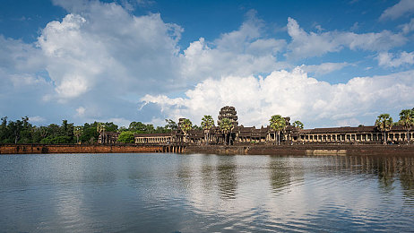 白丝老师让我 了一夜动态｜“白丝互动夜，轻松解压新体验，个性化空间畅享欢愉时光”-1