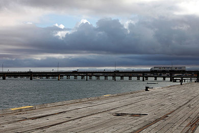 成人色综合｜网络监管挑战升级：成人色综合行业规范与未成年人保护刻不容缓