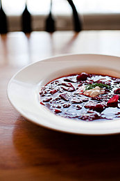 免费oppo版破解大全免费下载｜破解热潮下：免费OPPO版破解大全引关注，安全与权益如何平衡？