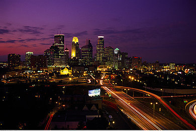 班花趴下让我 了一节课作文｜班花趴课作文走红网络，引发网友热议：情感表达与社会现象探讨-3