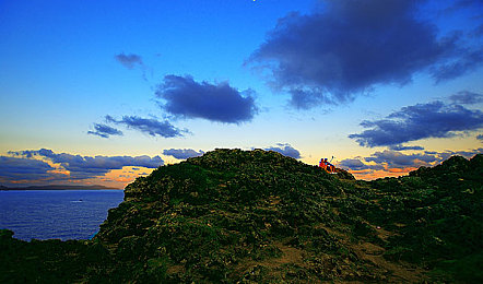 班长摘下奶罩 让我爽了一节课|校园尴尬瞬间:班长奶罩事件引发社会深思-1