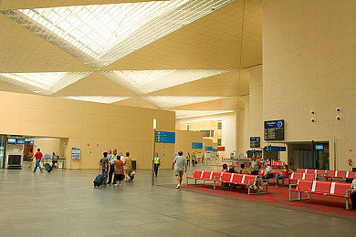 国产男男Gay 体育生摸｜体育生同性恋视频风波：多元社会下的形象与责任-3