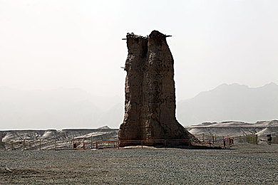 桥本香菜摘掉口罩长什么样|桥本香菜惊艳摘口罩,引发热议:明星隐私与公众关注之间的博弈-1