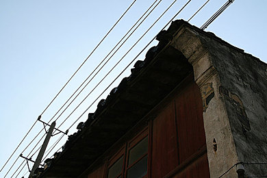 中文国产AV｜探寻新兴文化现象背后的多元挑战与机遇-1