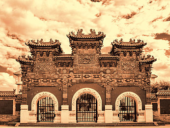 真空下楼取快递被c嗯｜快递陷阱：真空下楼，安全“踩空”引关注-2