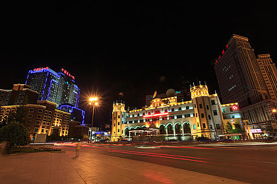 麻花星空mv和天美mv的区别｜梦幻与现实交汇下的音乐视觉篇章-1