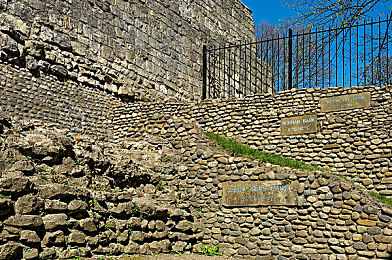 黄色软件下载3.3.3｜揭秘隐秘，畅享便捷：数字时代软件下载新纪元-4