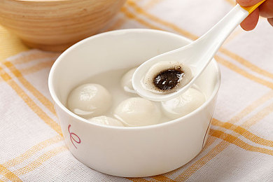 色哟哟 入口国产精品｜色哟哟传奇：传承美味，征服味蕾-2