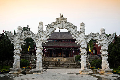 Gay引诱体育生com2022｜“揭秘：网络热议“Gay引诱体育生com2022”事件，探讨道德争议与网络暴力影响”-1