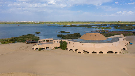 舞蹈学院要求男生穿女性服装｜舞蹈学院性别界限突破：男生需穿女性服装训练引社会热议-2