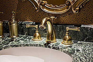 體育生亞洲GVFUCK｜网络体育风波：亞洲GVFUCK引发文明与精神反思-2