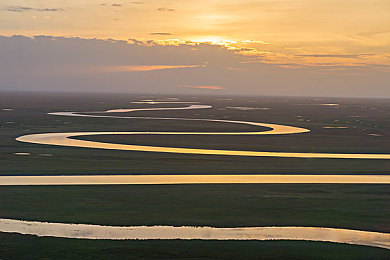 女装大佬做0被c到流牛奶的感受|女装大佬挑战性别界限:突破自我,感受“C到流牛奶”的震撼瞬间-2
