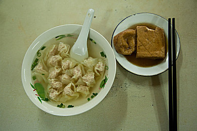 YY22TV夜月直播APP|YY22TV夜月直播APP如何重塑互动直播体验-2