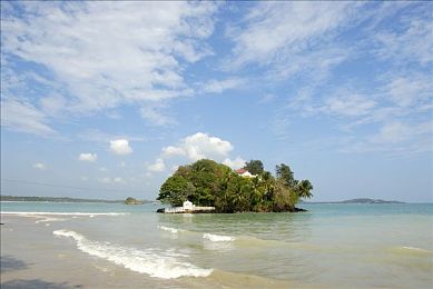 动漫 爆乳 3d|3D爆乳风潮:动漫产业新动向引发审美与产业双重效应-1