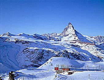 男男动漫啪啪网站｜探秘二次元：男男动漫，情感共鸣的奇幻之旅-3