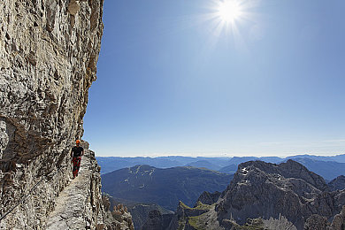 舞蹈生一脚踢爆男孩要害的故事｜安全舞动，青春无忧挑战