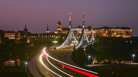 18款禁止下载的软件入口｜游戏安全护航：揭秘18禁软件陷阱，守护玩家绿色体验-1