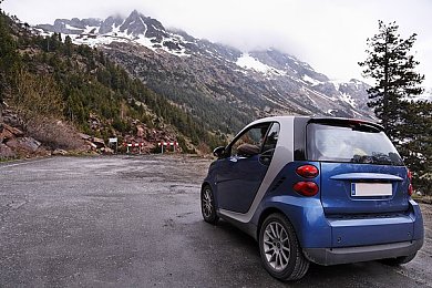 巨大 妓女 动漫｜争议漩涡中的动漫：反思“巨大妓女”形象的伦理与价值-3