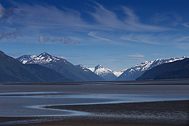 俄罗斯卖csgo的网站免费进入|破解免费门径,畅游CS:GO交易新天地-2