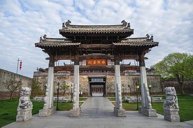 少妇与义子疯狂做爰｜情欲交织：揭秘少妇与义子激情背后的情感世界-4