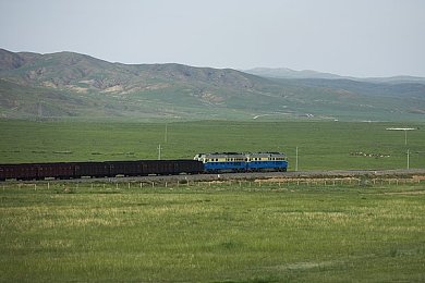 强H大巴车强 thepro｜安全之旅：紧急疏散大巴逃生记-2