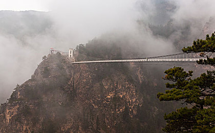 将界2雷蕾被打开双腿|奇幻世界新篇章,雷蕾双腿被开启,网络文学创新引热议-2