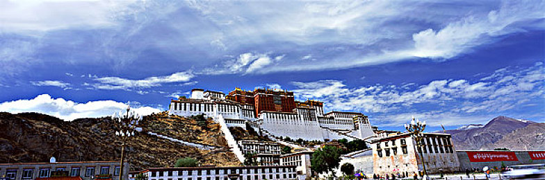 孩性free娇小侵犯｜“守护童心，共筑安全防线：未成年人权益保护行动记实”