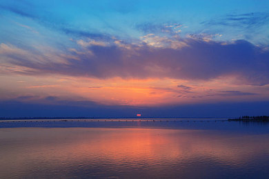 啪啪免费｜破解免费魔咒：揭秘“啪啪免费”商业模式与社会效应-1