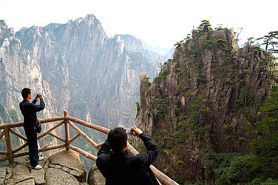 玩弄两个醉酒睡觉直男体育生|醉后真情:直男体育生的纯真告白与温馨瞬间-4