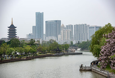 娇小亚裔vs黑人巨大｜尊重差异，理性看待：揭秘娇小亚裔与黑人体型差异之谜-2