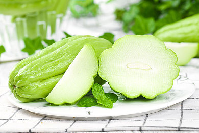 体育生被绑榨精虐睾调教事件｜青少年安全重任在肩，呼唤全面关注-2