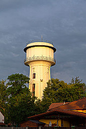 二人扑克剧烈运动打扑克软件｜电子竞技新风向：二人扑克剧烈运动软件走红，引发热议与监管-1