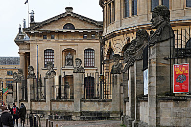 91果冻｜“91果冻饮品走红网络，独特设计口味丰富，引领饮料新潮流”