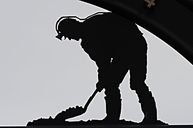 精品久｜穿越时光的匠心传承，揭秘“精品久”的永恒魅力-2