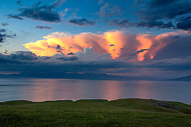快猫黄片｜“重拳出击！警方严打“快猫黄片”，守护网络清朗空间，共筑安全健康网络环境”-2