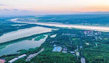 绿巨人污｜“绿巨人污”事件引发网络暴力关注，公众人物权益亟待保护-3