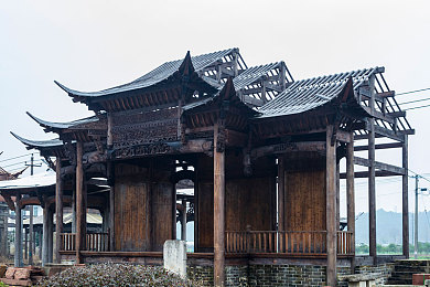 黄A片｜清朗网络，共筑青春防线：严防“黄A片”风波，守护纯净网络世界-2