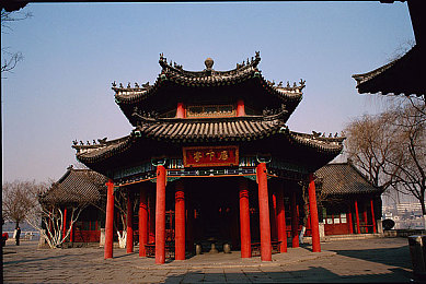 原神美女失去尊严的图片大全｜“原神美女失去尊严”图片引发热议，游戏文化反思与网络暴力整治刻不容缓-2