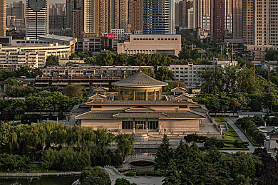 红缨用自己的枪 自己的B｜红缨定制枪械，个性战场独领风骚