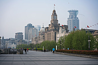 免费观看av｜网络免费成人内容的法律与道德挑战引发关注-3