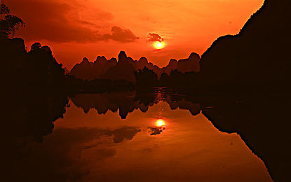 歪歪动漫sss入口｜数字化时代下的动漫平台创新与挑战-2