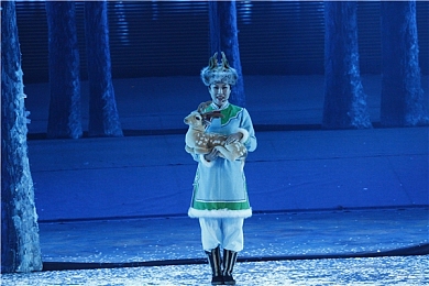 一个B三个人玩|破茧成蝶:独辟蹊径“一核三翼”团队协作革新之道-2