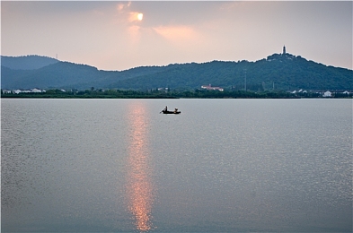 黄游｜净网先锋：守护青春，驱逐黄游污染-1