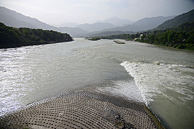 qqc十年沉淀2023｜匠心十年，QQC铸就辉煌未来之路-3