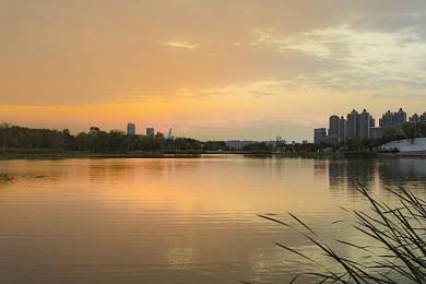 欧洲成人一区二区三区｜欧洲情色光影之旅：一区二区三区激情揭秘-1
