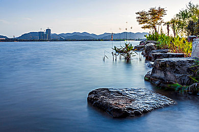 男生把小困困进女生困里游戏｜趣味闯关，＂小困困＂情缘交织：友谊之旅-2